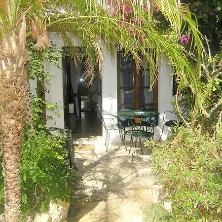 Uma Casa A Beira Sol-3